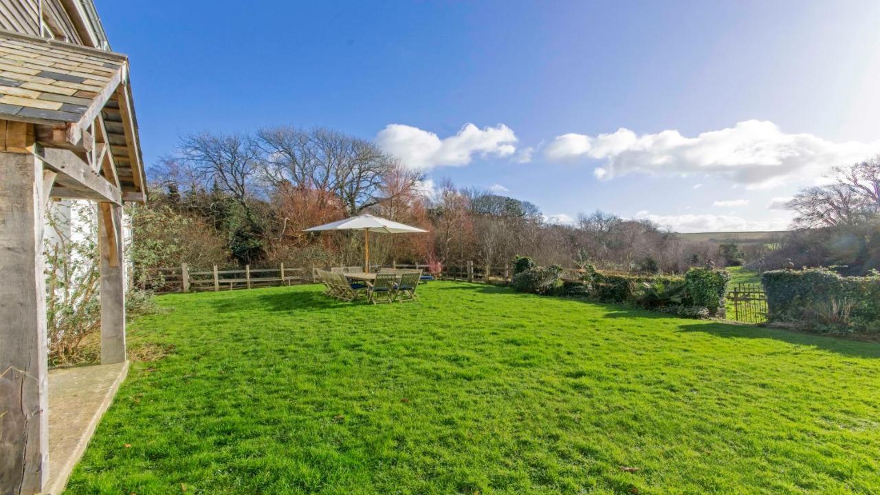 Crowborough Farm: Sophisticated Countryside Retreat for 14 Villa Georgeham Exterior photo